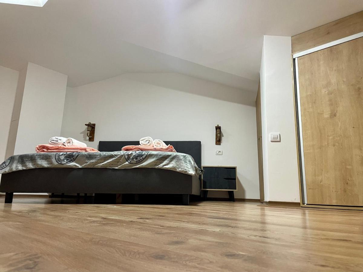 Gallery City Center Apartment Skopje Exterior photo